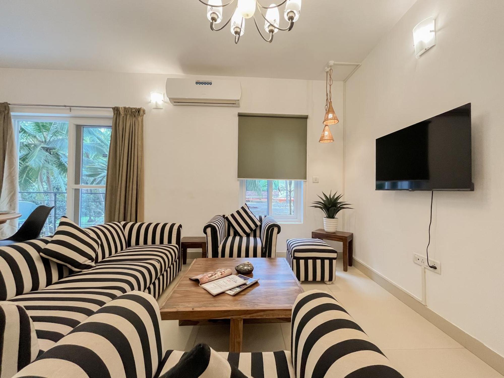 Rainforest Enclave, Arpora - 10 Mins To Baga Beach Phòng bức ảnh